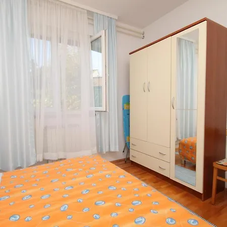 2216b Poreč